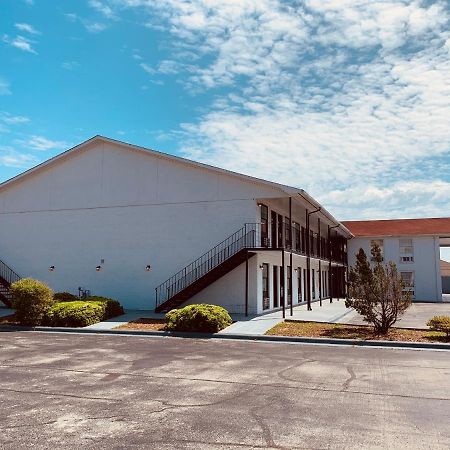 Econo Lodge Crystal Coast Morehead City Exterior foto